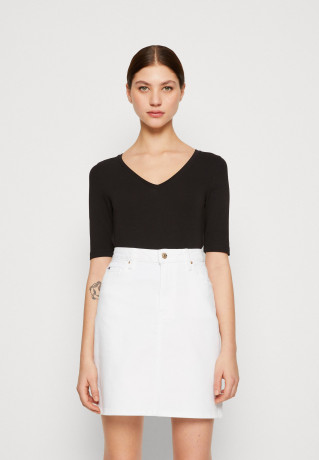 Tommy Hilfiger MODERN CO EA V-NK  SLV Basic T-shirt black MODERN CO EA V-NK SLV Базовая футболка черный