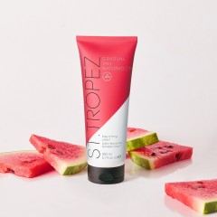 St.Tropez Graduell braunende und straffende Bodylotion, Wassermelonen-Duft  Лосьон для тела «Постепенный загар и укрепляющий» с ароматом арбуза.