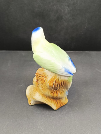 Статуэтка винтажная "Бело-голубой попугай на дереве", фарфор, 17 х 11 см, Испания, 1970-80гг.