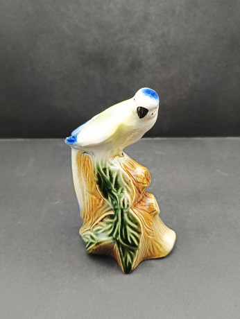 Статуэтка винтажная "Бело-голубой попугай на дереве", фарфор, 17 х 11 см, Испания, 1970-80гг.