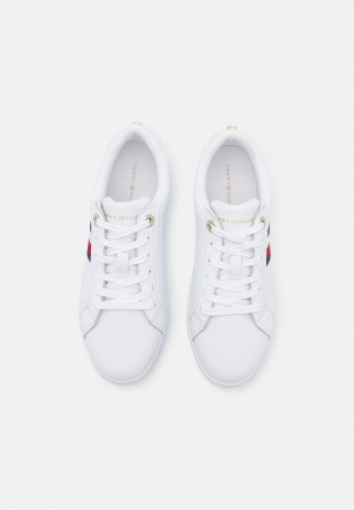 Tommy Hilfiger ESSENTIAL STRIPES Trainers white ESSENTIAL STRIPES Кроссовки белый