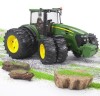 Bruder BRUDER 03052 Profi-Serie John Deere 7930 mit Zwillingsbereifung BRUDER 03052 профессиональной серии John Deere 7930 со сдвоенными колесами