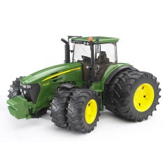 Bruder BRUDER 03052 Profi-Serie John Deere 7930 mit Zwillingsbereifung BRUDER 03052 профессиональной серии John Deere 7930 со сдвоенными колесами
