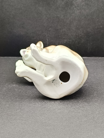 Статуэтка винтажная "Сидящий медведь", фарфор, 12 х 8 см, Румыния, 1970-80гг.