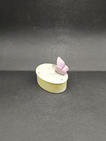Шкатулка винтажная Gerold Bavaria с бабочкой на крышке, фарфор, 7.5 х 6 см, Германия, 1970-80гг.