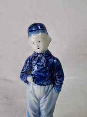 Статуэтка винтажная "Мальчик в сине-голубом костюме", фарфор, 14,5 x 5 см, Германия, 1960-1970гг.