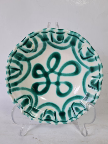 Тарелка винтажная Gmundner бело-зеленая с логотипом, керамика, 15 x 4,5 см, Австрия, 1960-70гг.