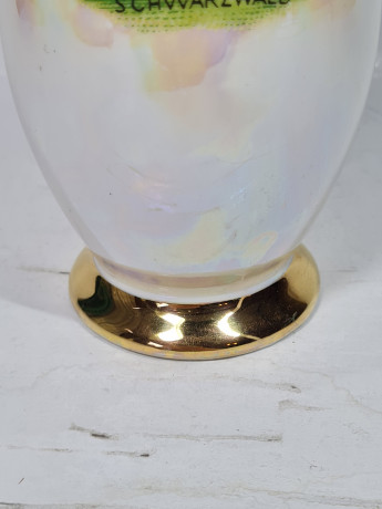 Ваза винтажная Im Stil PM / Echt Gold "Озеро Титизе в Шварцвальде", 24К золото, фарфор, 24 см, Германия, 1960-70гг.