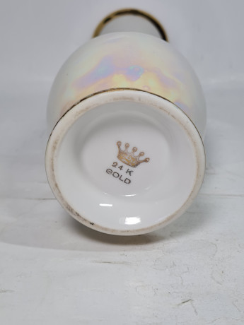 Ваза винтажная Im Stil PM / Echt Gold "Озеро Титизе в Шварцвальде", 24К золото, фарфор, 24 см, Германия, 1960-70гг.