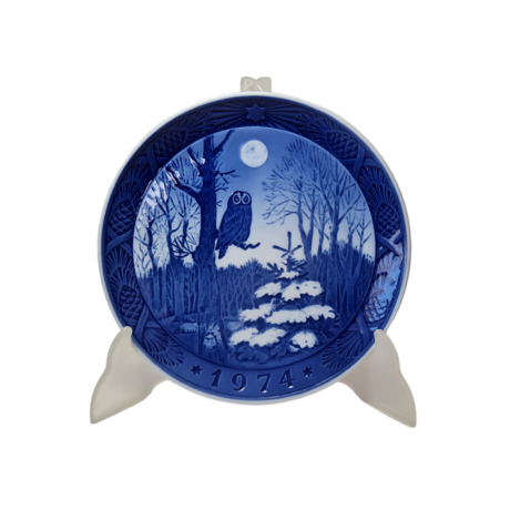 Royal Copenhagen Denmark Декоративная тарелка с подглазурной ручной росписью "Зимний вечер", 18,5см, Дания, 1974 г.