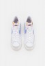 Nike Sportswear BLAZER MID 77 Sneaker high white/light thistle/sail/black/team orange BLAZER MID 77 Высокие кроссовки женские белый/светлый чертополох/парус/черный/оранжевый