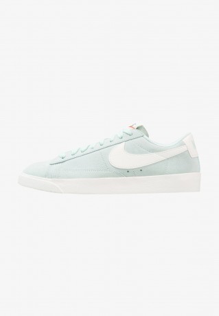 Nike Sportswear BLAZER LOW SD Sneaker low igloo/sail BLAZER LOW SD Низкие кроссовки женские иглу/парус