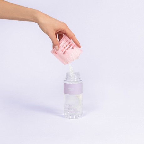 FUTURE STORIES Starterset Shampoo Pulver Yuzu & Kirschblute inkl. Pumpspender Стартовый набор для шампуня с порошком юдзу и вишневым цветом, включая помпу-дозатор