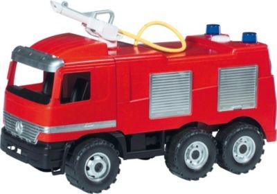 LENA GIGA TRUCKS Feuerwehrauto mit Wasserspritze GIGA TRUCKS пожарная машина с распылителем воды