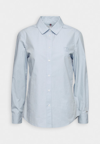 Tommy Hilfiger REGULAR Button-down blouse breezy blue REGULAR Блузка на пуговицах свежий синий
