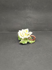 Подсвечник винтажный Im Stil Capodimonte &quot;Желтая роза&quot;, с ручкой, фарфор, 8 х 5 см, Италия, 1960-70гг.