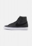 Nike Sportswear BLAZER MID 77 Sneaker high black/white BLAZER MID 77 Высокие кроссовки женские черно-белый