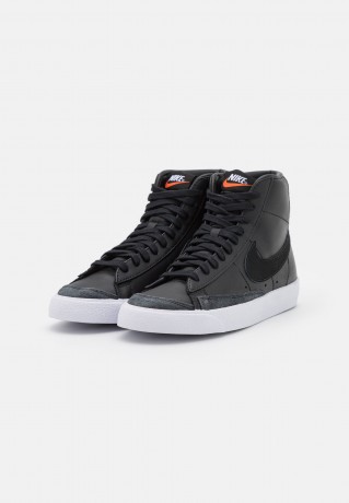 Nike Sportswear BLAZER MID 77 Sneaker high black/white BLAZER MID 77 Высокие кроссовки женские черно-белый