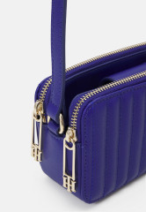Tommy Hilfiger TIMELESS Across body bag lazurite blue TIMELESS Сумка через плечо синий лазурит