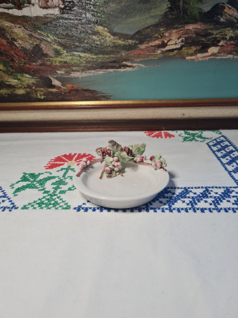 Керамическая тарелка с фактурным декором, 10,5 см, Италия, 1960-70гг.