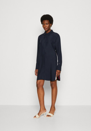 Tommy Hilfiger PIECED SHORT SHIRT DRESS Shirt dress desert sky КОРОТКОЕ ПЛАТЬЕ-РУБАШКА Платье-рубашка небо пустыни