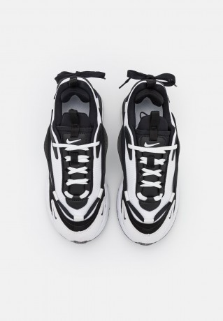 Nike Sportswear AIR MAX FURYOSA Sneaker low black/summit white AIR MAX FURYOSA — Низкие кроссовки женские черный/высокобелый