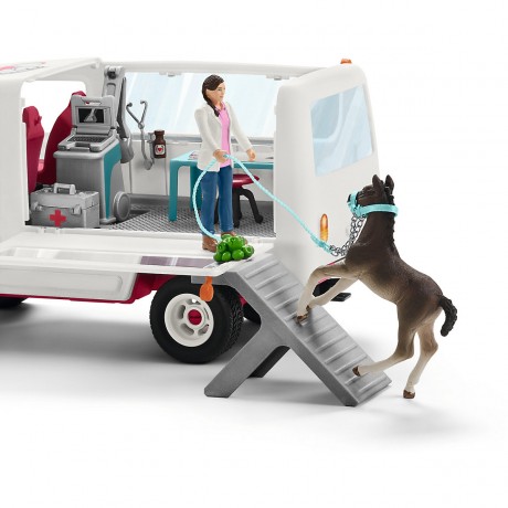 Schleich Schleich Horse Club 72147 Tierarztbesuch im Stall Schleich Horse Club 72147 Посещение ветеринара в конюшне