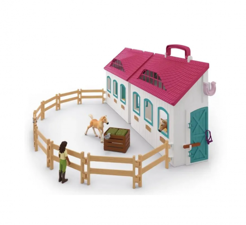 Schleich Horse Club 42703 Игровой набор "Домик маленького подковы", конюшня с лошадью и жеребёнком, фигурки, складной кейс, аксессуары, от 5 лет, Германия