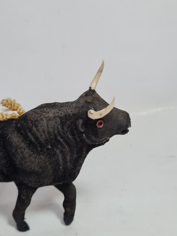 Фигурка винтажная Papo "Черный бык", 15 см, Германия, 1960-70гг.