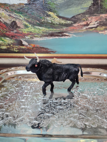 Фигурка винтажная Papo "Черный бык", 15 см, Германия, 1960-70гг.