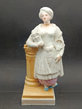 Статуэтка винтажная Im Stil Meissem "Мужчина в арабском костюме", фарфор, 20 х 10 см, Германия, 1960-70гг.