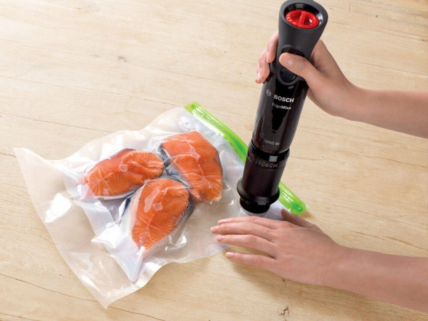 BOSCH BOSCH Stabmixer ErgoMixx MS6CB61V1, 1000 W, Vakuum-Frischhaltesystem, 12 Stufen, schwarz  Ручной блендер BOSCH ErgoMixx MS6CB61V1, 1000 Вт, вакуумная система свежести, 12 уровней, черный