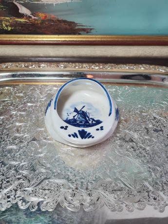 Пепельница винтажная Delft "Кепка", ручная роспись, фарфор, 11 х 5 см, Нидерланды, 1960-70гг.