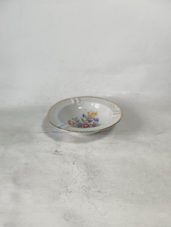 Пепельница винтажная Freiberger Porzellan / Коллекция Diamant, с цветочным декором, фарфор, 12.5 см, Германия, 1970-80гг.