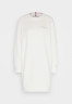 Tommy Hilfiger 1985 MINI CORPLOGO Day dress ancient white 1985 MINI CORP LOGO Повседневное платье древний белый