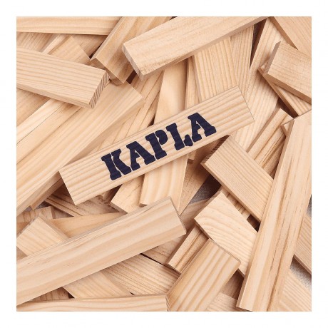 KAPLA KAPLA Holzplattchen im Holzkasten mit Tragegriffen und rotem Kunstbuch Деревянные тарелки KAPLA в деревянном ящике с ручками для переноски и красная художественная книга