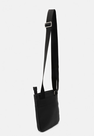 Tommy Hilfiger MINI CROSSOVER Across body bag black MINI CROSSOVER Сумка через плечо черный