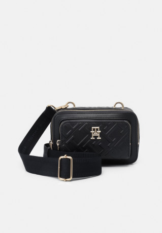 Tommy Hilfiger ICONIC CAMERA BAG  Across body bag space blue ICONIC CAMERA BAG Сумка через плечо космический синий