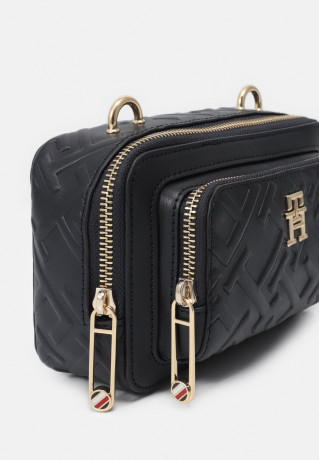 Tommy Hilfiger ICONIC CAMERA BAG  Across body bag space blue ICONIC CAMERA BAG Сумка через плечо космический синий