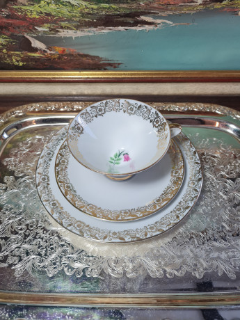 Чайное трио винтажное Im Stil Winterling Bavaria с колокольчиками и золотым узором. фарфор, Германия, 1960-70гг.