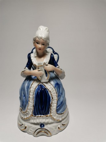 Capodimonte, Каподимонте Коллекционная фарфоровая фигурка Арфа, 15см х 8,5см х 8,5см