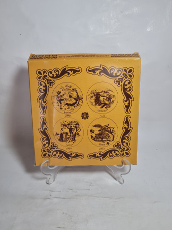 Тарелка декоративная винтажная "Весна", коллекция "Времена года", номерная, №1, ограниченный тираж, фарфор, 19 см, Германия, 1980 г.