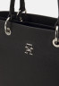 Tommy Hilfiger EMBLEM SATCHEL Handbag black СУМКА С ЭМБЛЕМОЙ Сумочка черный