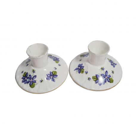 Подсвечник винтажный Royal Grafton, Fine Bone China England, коллекция Violets, декор в виде фиолетовых цветков, фарфор, 2 шт., 9 см, Англия, 1960-70гг.