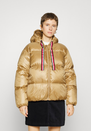 Tommy Hilfiger PADDED PUFFER JACKET Down jacket countryside khaki УТЕПЛЕННАЯ ПУХОВАЯ КУРТКА Пуховик загородный хаки