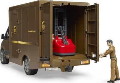Bruder Mercedes Benz Sprinter UPS mit Fahrer und Zubehor ИБП Mercedes Benz Sprinter с драйвером и аксессуарами