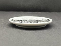 Тарелка декоративная винтажная HLR Berlin &quot;Бранденбургские ворота и площадь. 1930&quot;, сувенирная, ч/б, фарфор, 10 см, Германия, 1980-90гг.