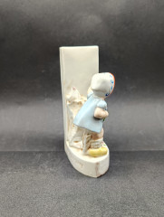 Статуэтка винтажная German Porcelain &quot;Девочка с букетиком цветов&quot;, фарфор, 13 см, Германия, 1960-70гг.