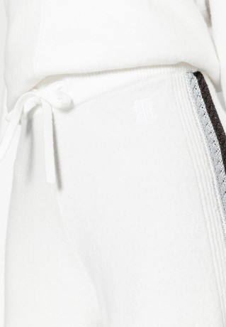 Tommy Hilfiger FLEX WIDE LEG PANT Tracksuit bottoms ecru FLEX WIDE LEG PANT Брюки от спортивного костюма экрю