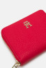 Tommy Hilfiger EMBLEM Wallet fireworks red ЭМБЛЕМА кошелек красный фейерверк